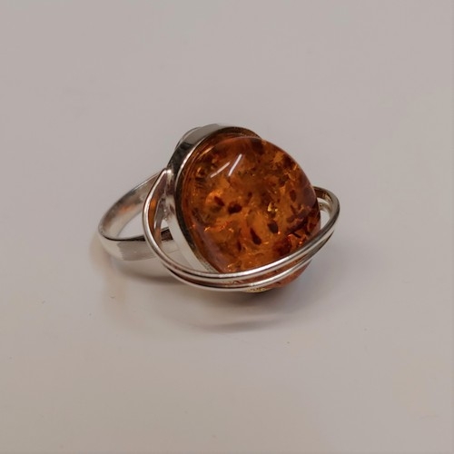 Click to view detail for HWG-169 Ring, Amber and Silver $60